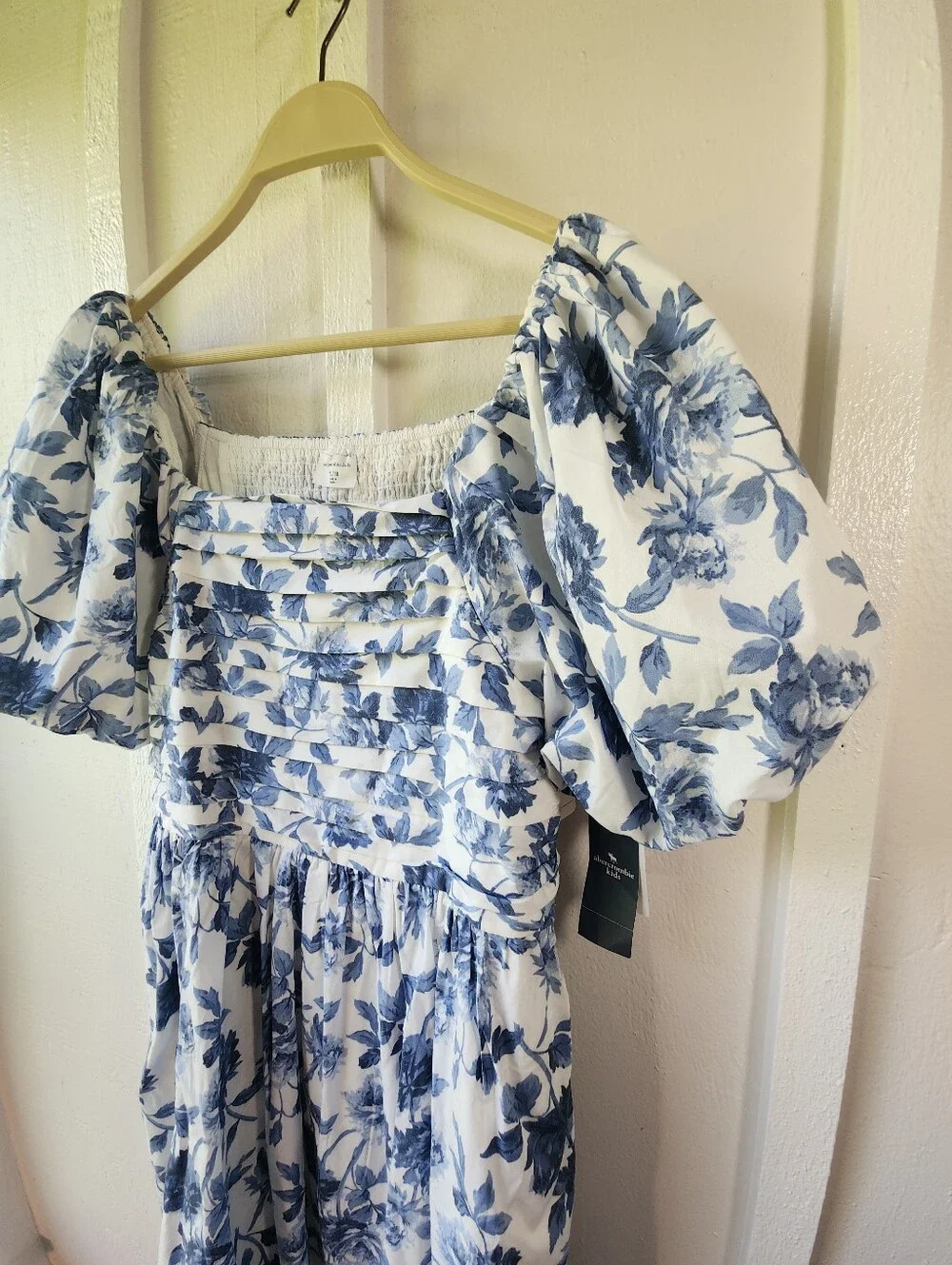 Abercrombie Kids Emerson Puff Sleeve Sundress Blue Floral Size 15/16